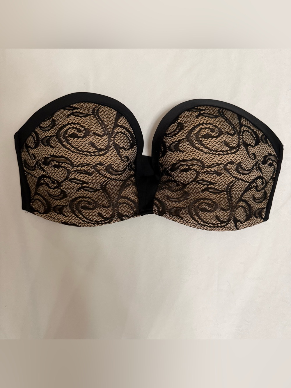 HACI Lace Overlay Wireless Plunge Strapless Bra Black/Nude 38DD